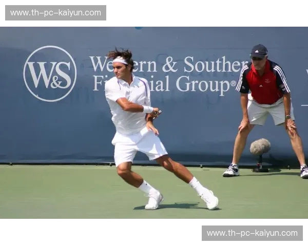 优雅与重炮的交响诗:费德勒vs波特罗,定义了一个时代的温柔与刚烈